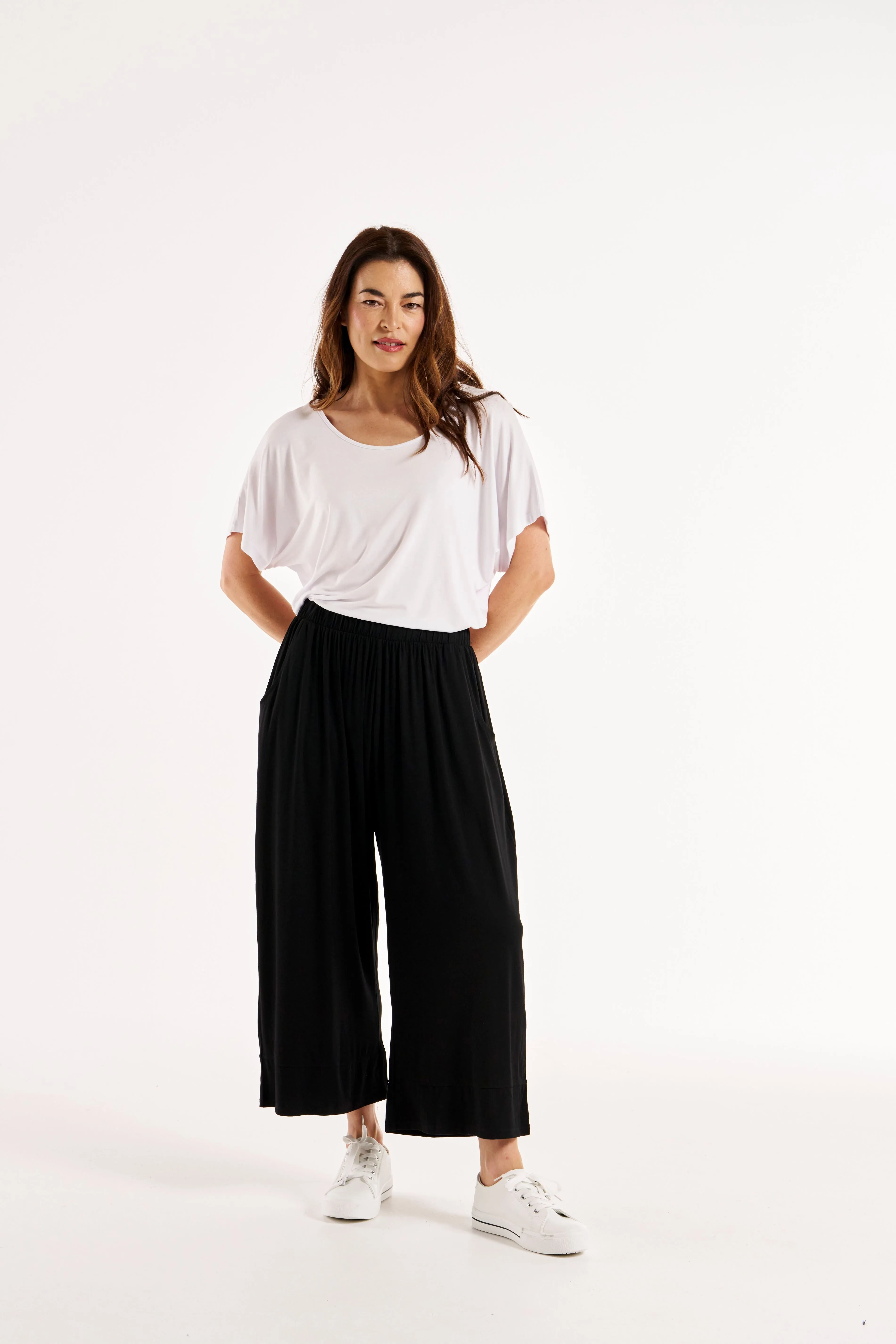 Betty Basics Astrid Bamboo Wide leg Pant Black