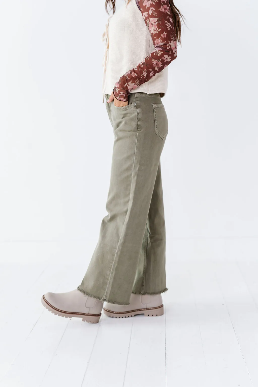 Chandler Wide Leg Jeans in Olive