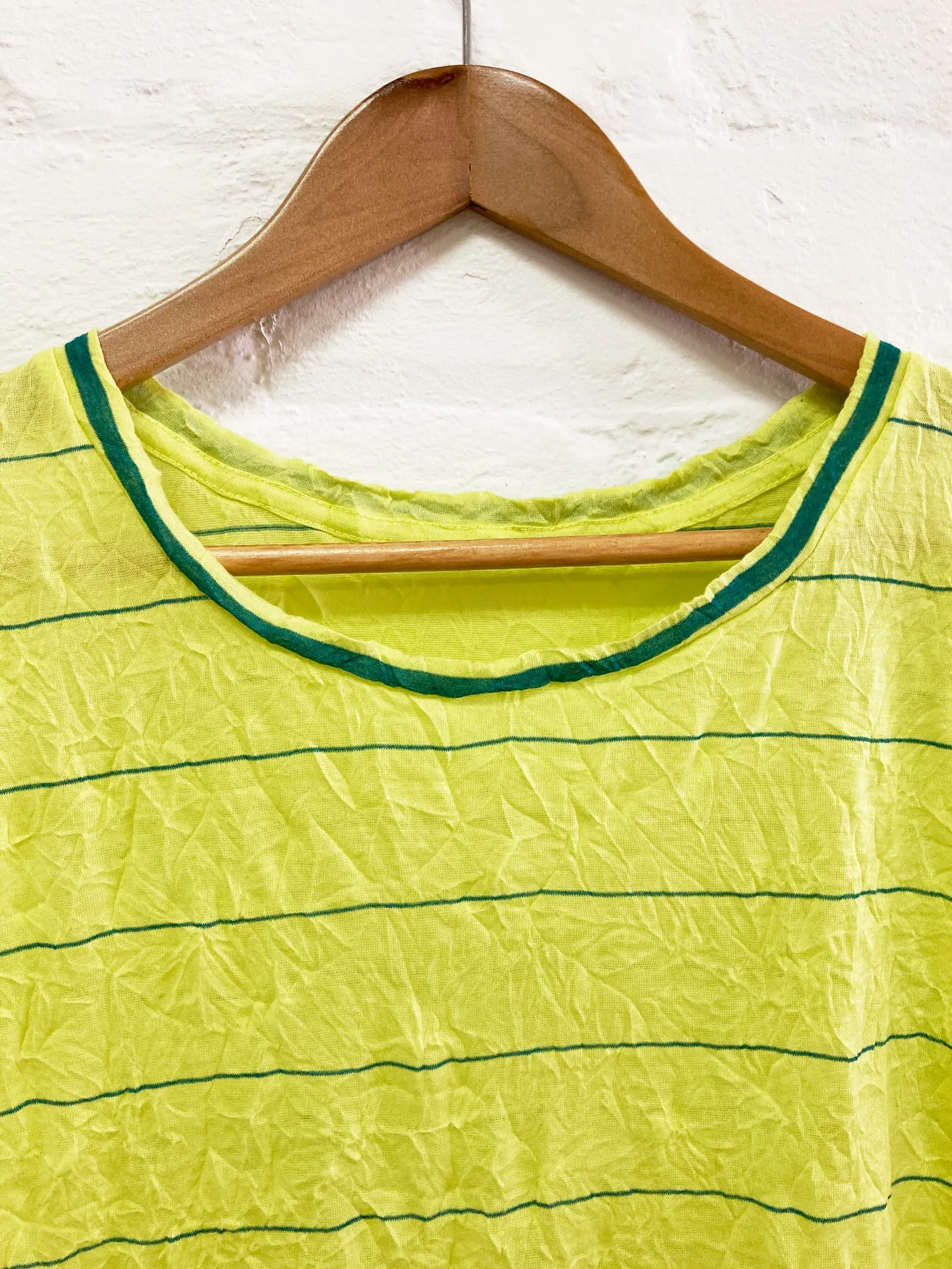 Issey Miyake ME wrinkled green sleeveless top with horisontal stripe - approx M