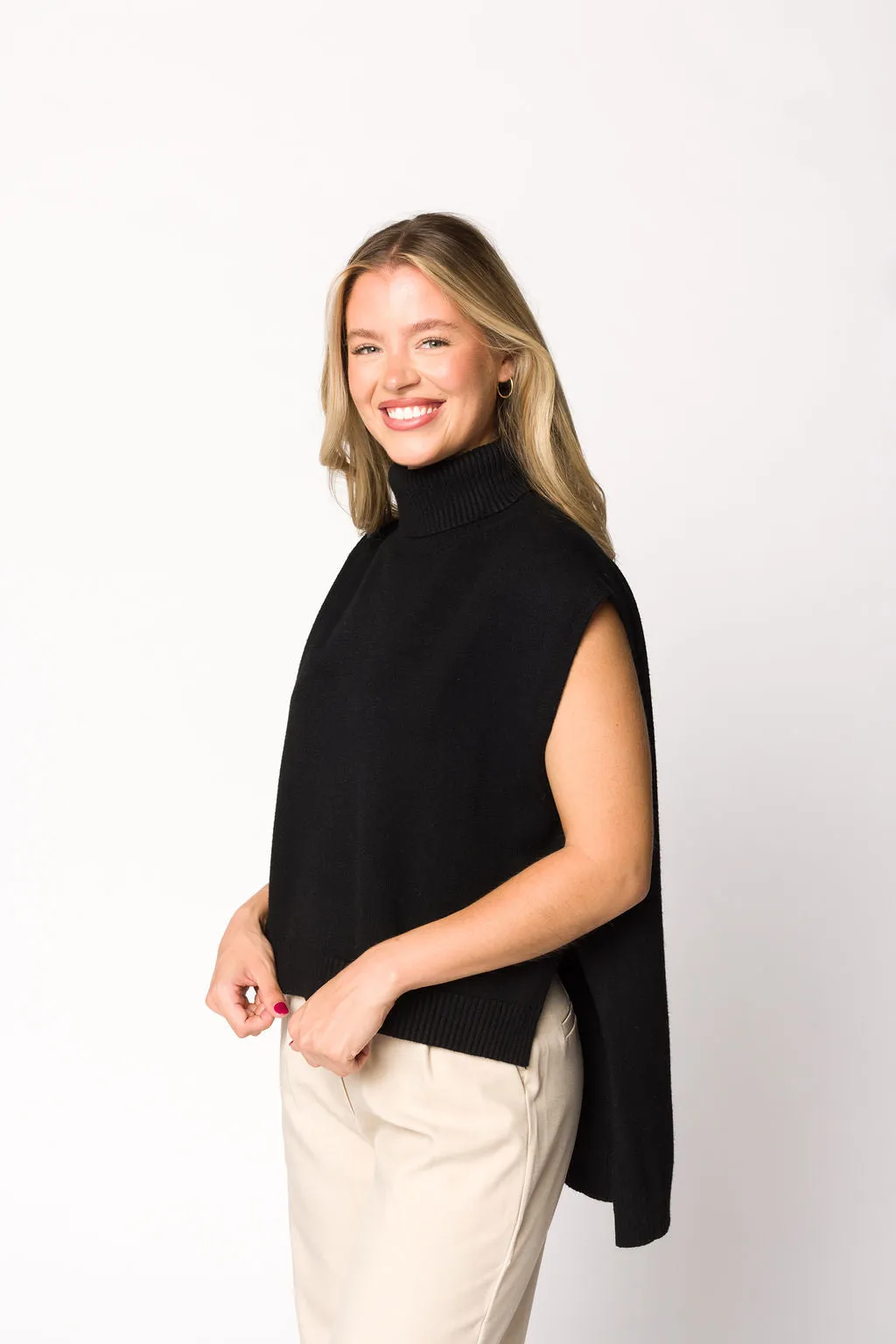 Kat High-Low Turtleneck Sweater in Black