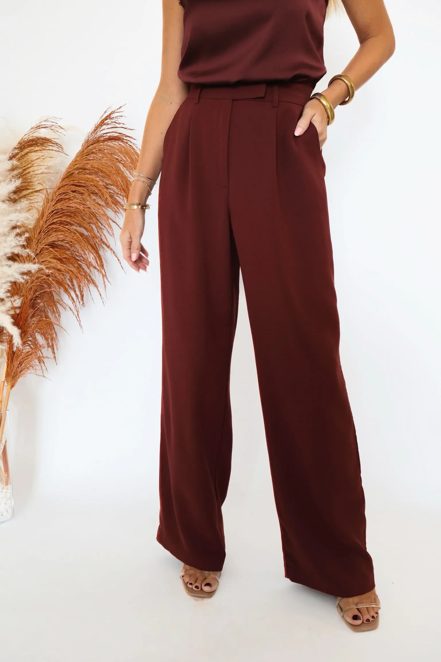 Overtime Wide Leg Trouser