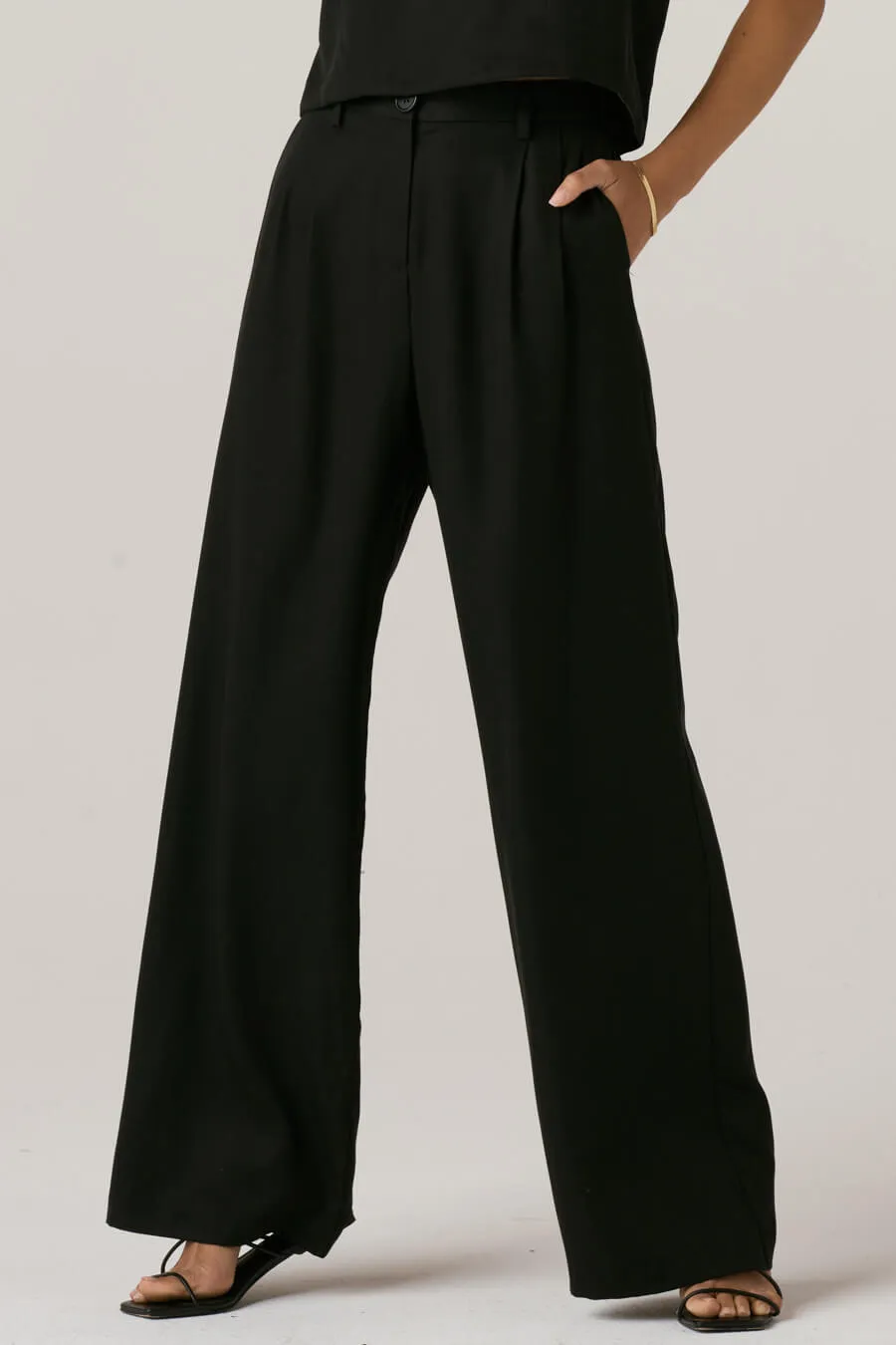 The Wide Leg Trouser