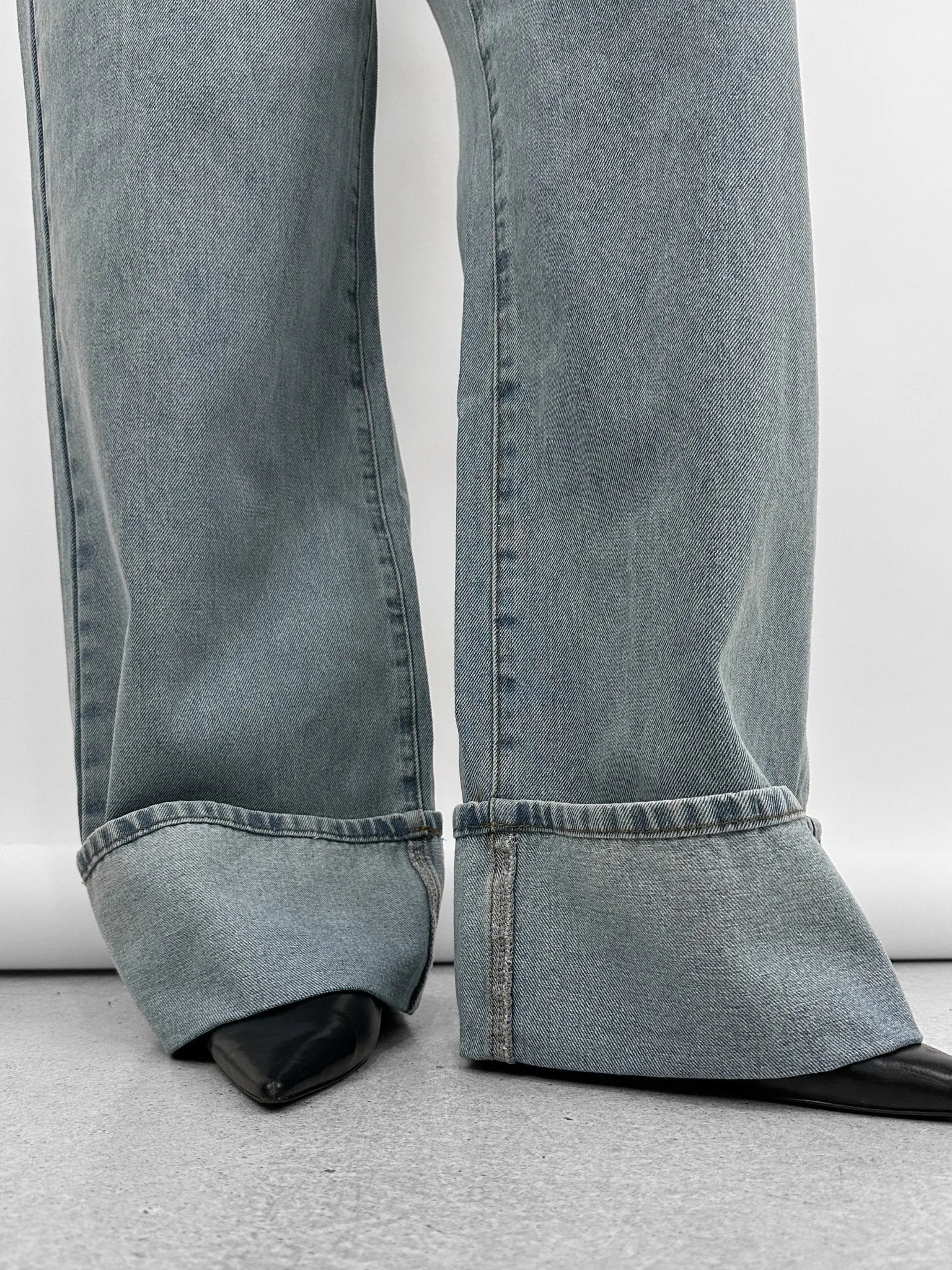 Wide Leg Cuffed Jeans